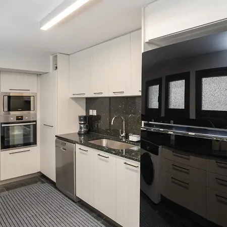 The Grand Stallion Apartment Pesádha